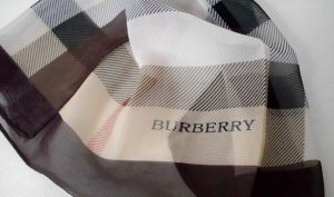 Šatky Burberry